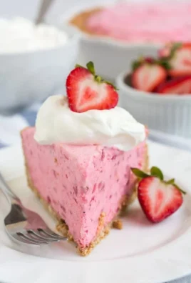 Delicious Strawberry Icebox Pie with fresh strawberries and a creamy filling