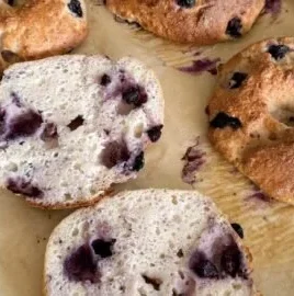Delicious three ingredient blueberry bagels high in protein and low in carbs