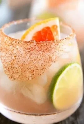 Refreshing Easy Paloma cocktail with grapefruit and tequila