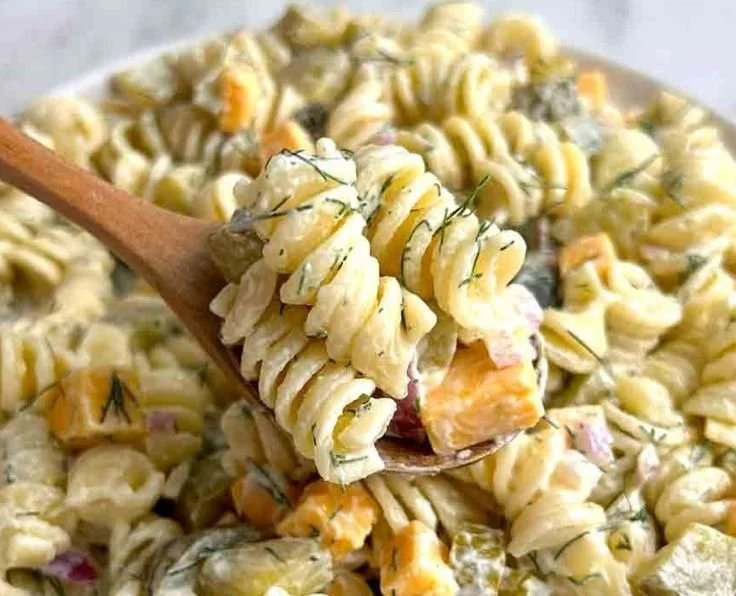 Quick and Easy Dill Pickle Pasta Salad