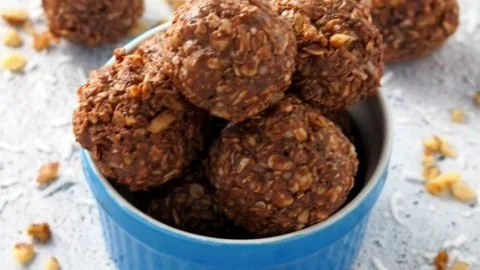 No bake Nutella energy balls recipe for healthy snacks